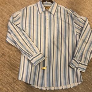 Men’s long sleeve button down